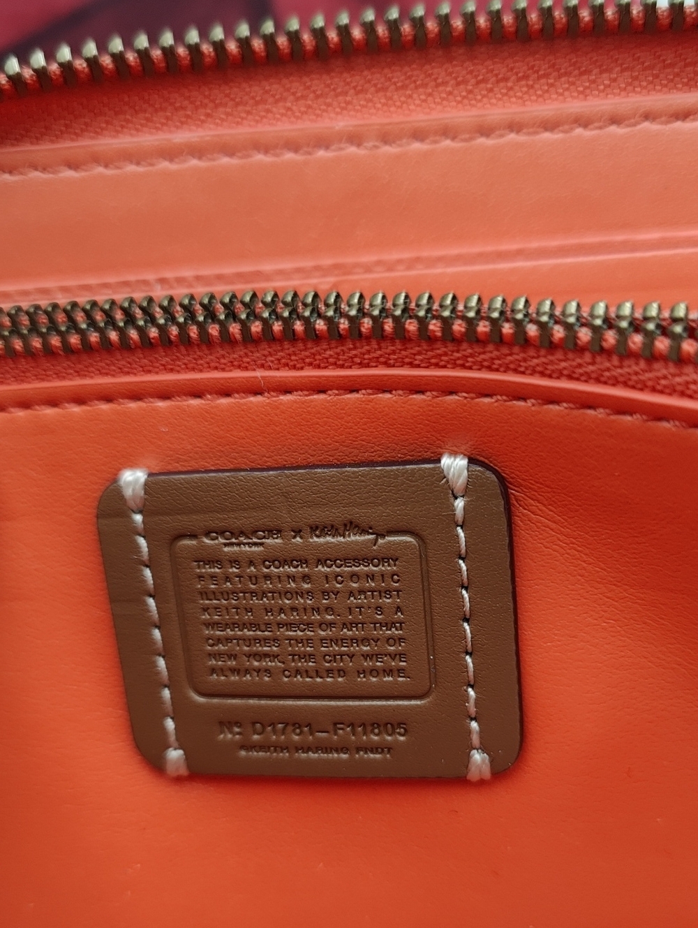 COACH X KEITH HARING COLLECTABLE ORANGE LEATHER ROBOT ZIP ACCORDION WALLET 11805 - Picture 8 of 15